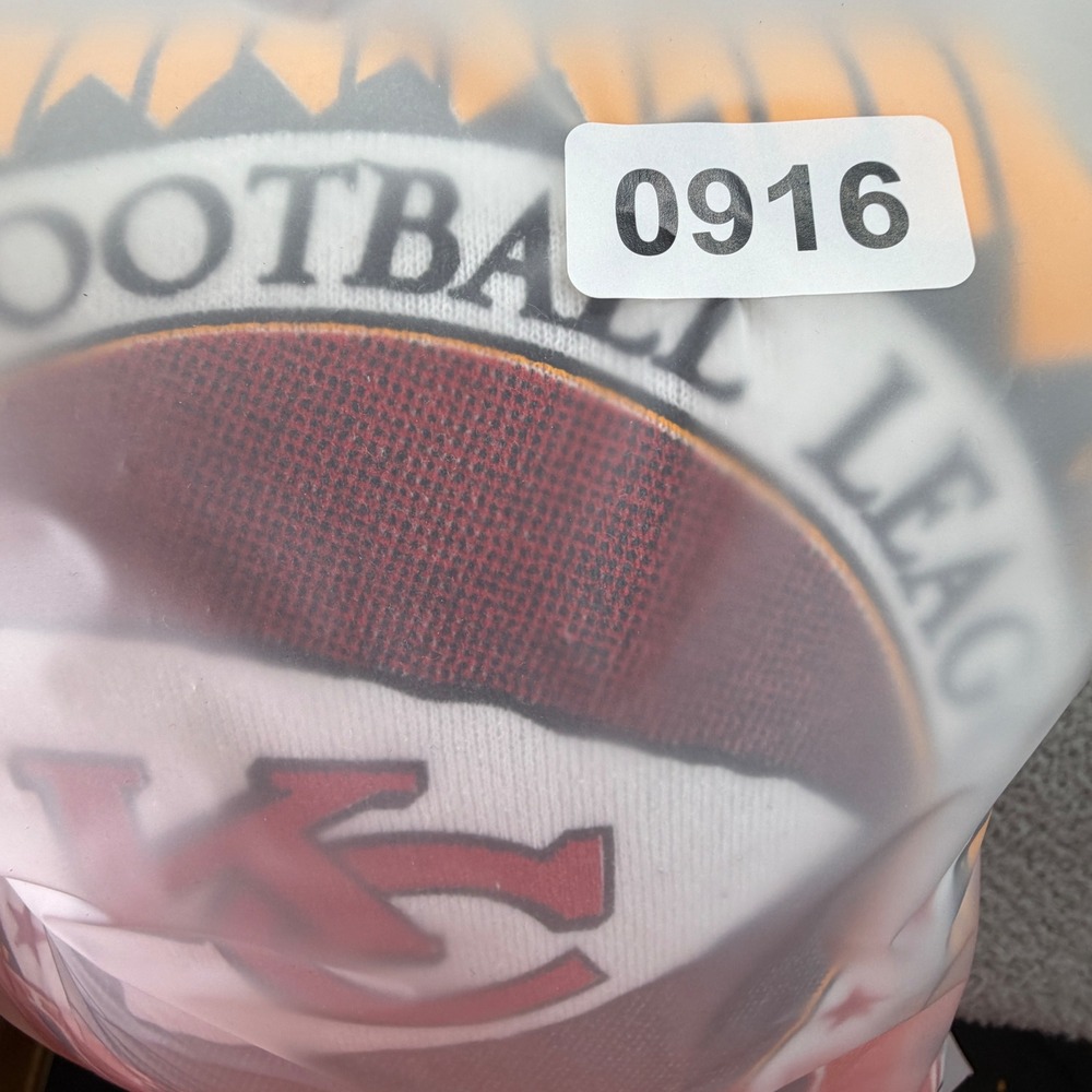Vintage 1993 Kansas City Chiefs Tultex Sweatshirt White XL NFL Graphic Crewneck - Picture 9 of 9